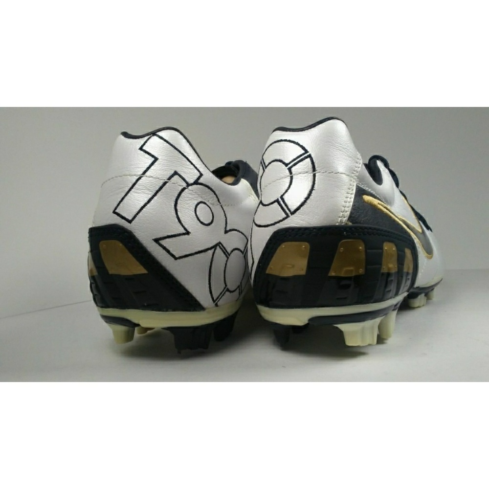 Rare 2009 Nike Total90 Shoot III L-FG Soccer Cleat - Picture 7 of 8